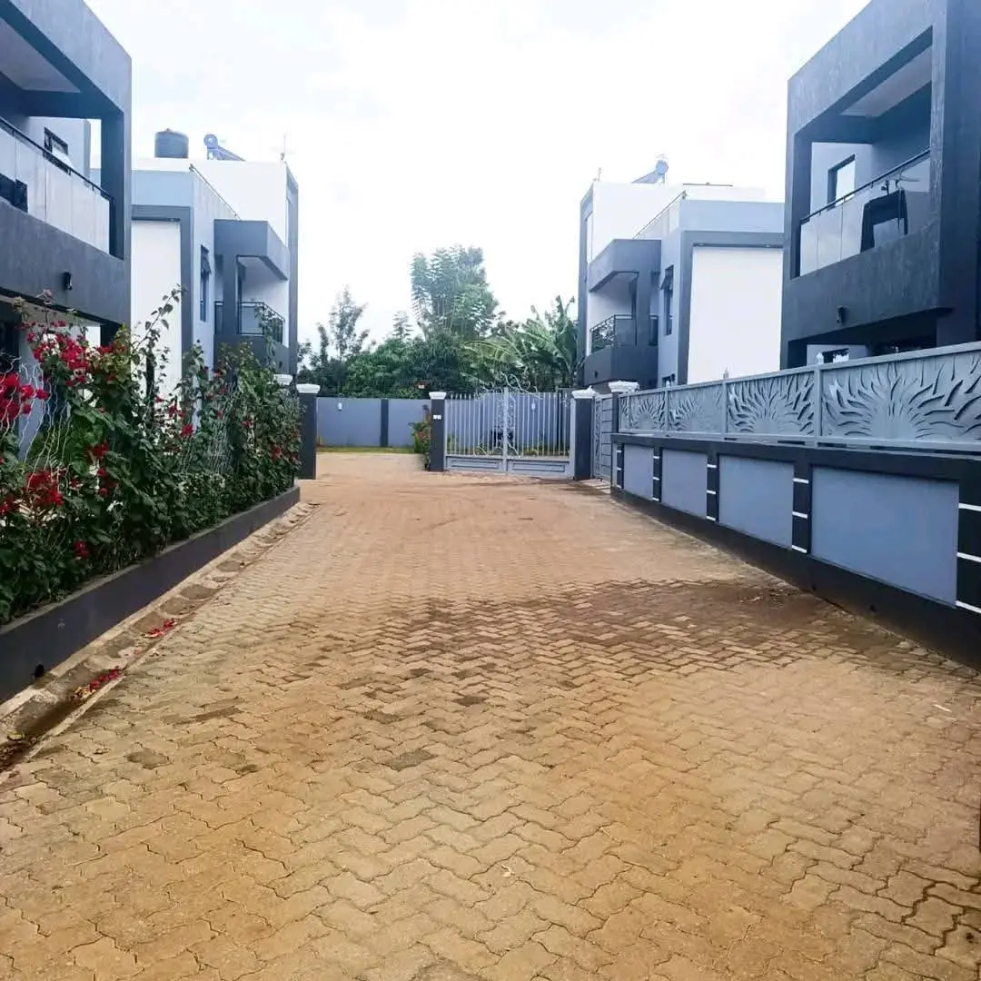 Luxurious 4-Bedroom Flat-Roof Villas in Ruiru