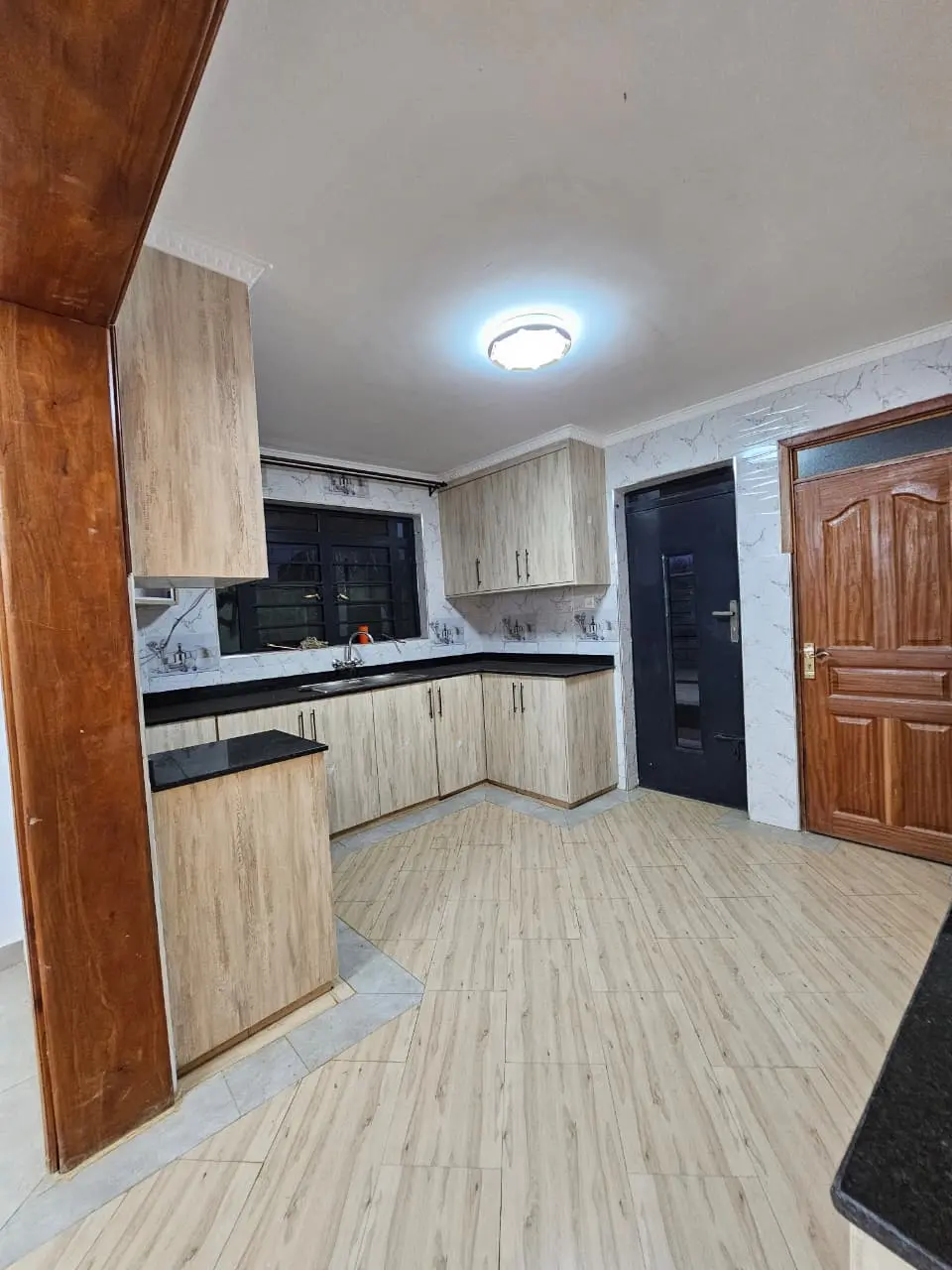 4 bedroom Villa in kamakis,karuguru