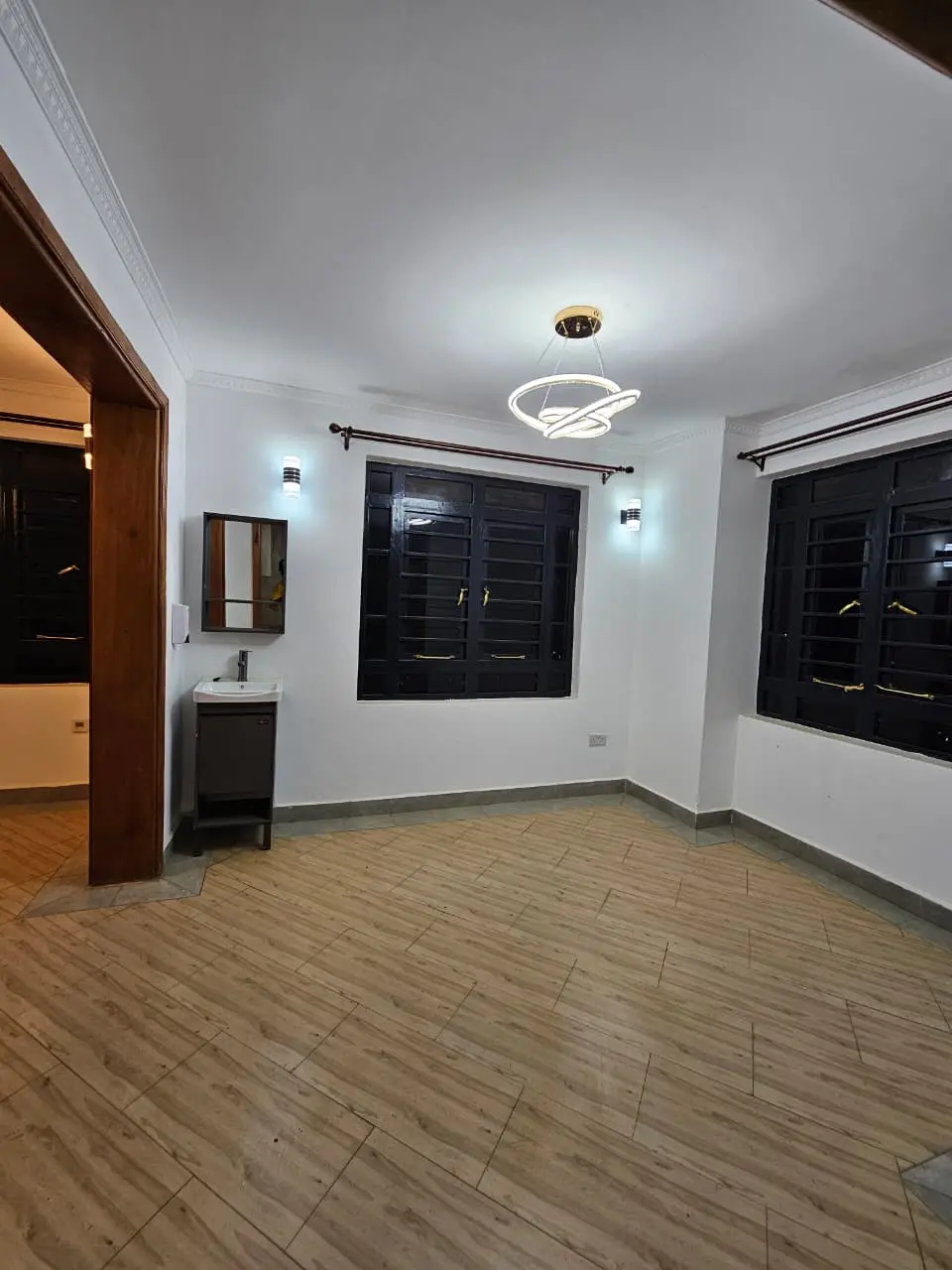 4 bedroom Villa in kamakis,karuguru